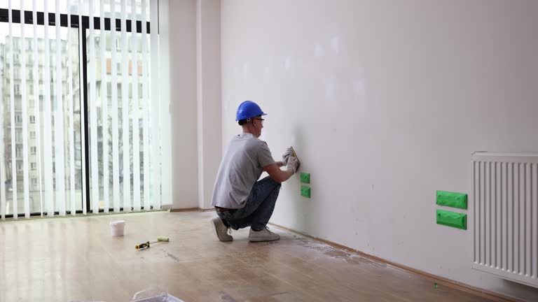 Best Mold Damage Restoration  in Lynn, MA